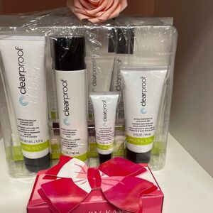 Mary Kay Clearproof Skincare Set - White and Black